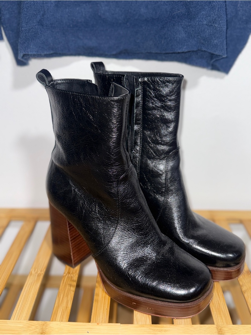 Marc Fisher Black Leather Platform Ankle Boots - Picture 2 of 4
